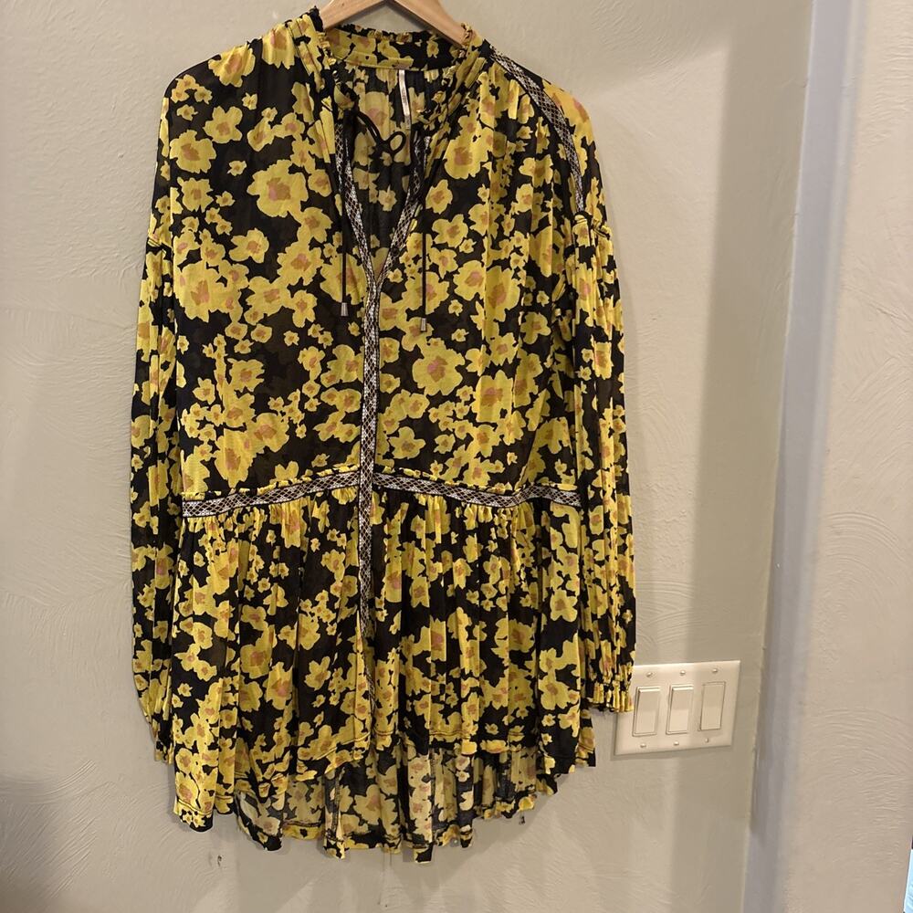 Free people tunic top/mini dress love letter black floral boho size Small Cottag